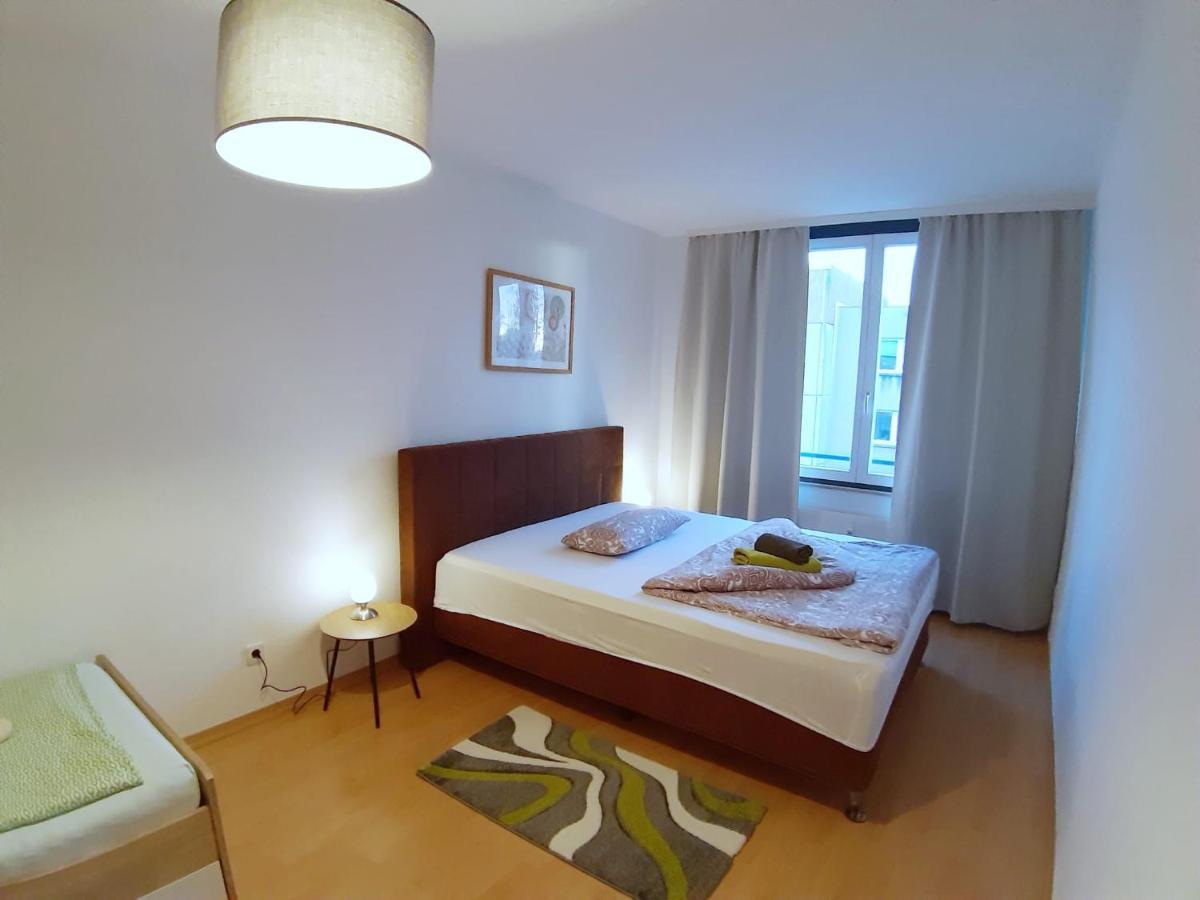 Lea-Apartment, 2 Raum, Balkon Tg Zentral Am Park Leipzig Exteriör bild